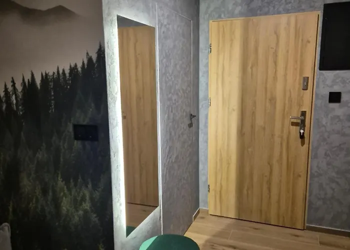 Z Prywatnym Garazem Narciarska 14h